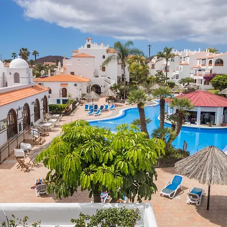Casa Zuza - Ac, Heated Pool, 2 Terraces, 2 Bedrooms & Bathrooms, Tv Channels 아파트 *