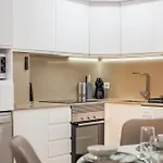 דירה Casa Zuza - Ac, Heated Pool, 2 Terraces, 2 Bedrooms & Bathrooms, Tv Channels