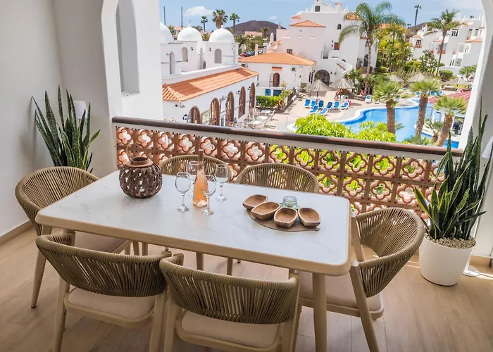 Casa Zuza - Ac, Heated Pool, 2 Terraces, 2 Bedrooms & Bathrooms, Tv Channels Apartment